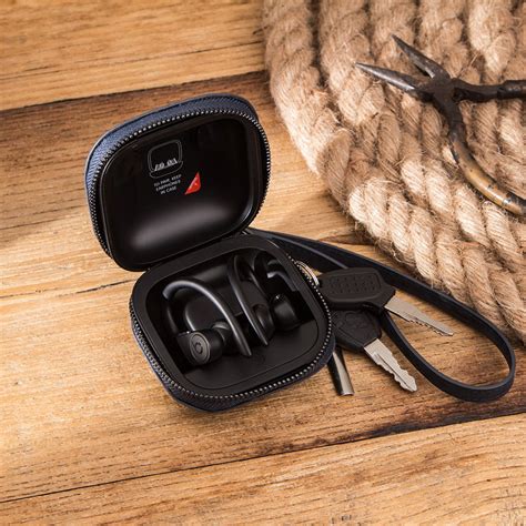 Both the left and the right earbud have the ability to work independently. . Powerbeats pro case
